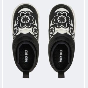 Moon Boot Park Soft Flower Women
Lifestyle Shoes Black/White